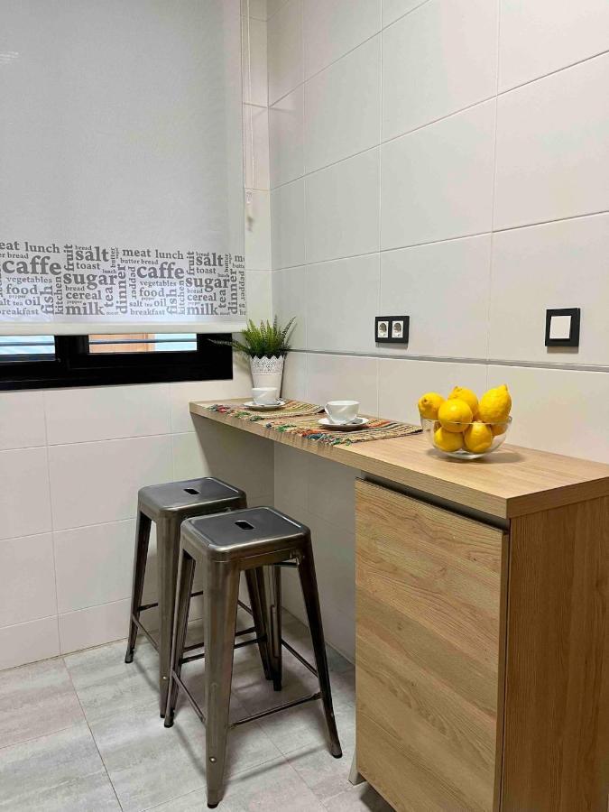 -Malagasunapts- Central Freeparking Rooftoppool ภายนอก รูปภาพ