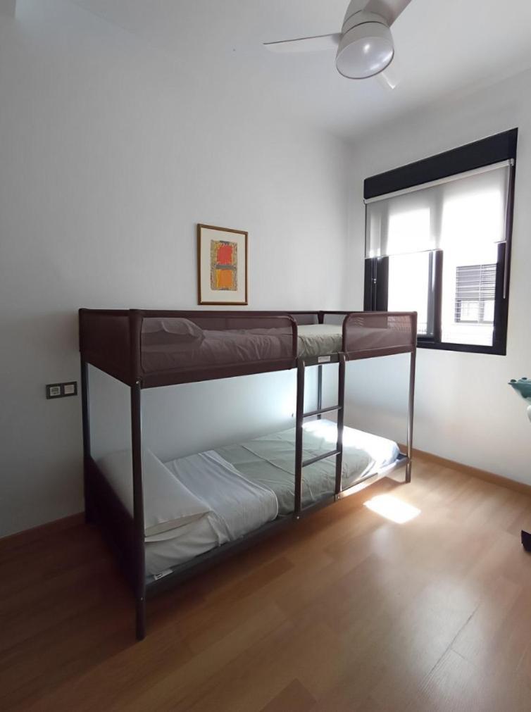 -Malagasunapts- Central Freeparking Rooftoppool ภายนอก รูปภาพ